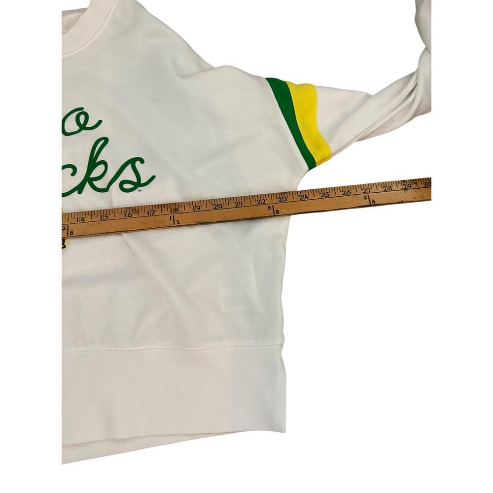 Captivating NCAA Sweatshirt Oregon Ducks Terry Crew Neck White Size Small - Picture 9 of 10